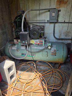 Air compressor