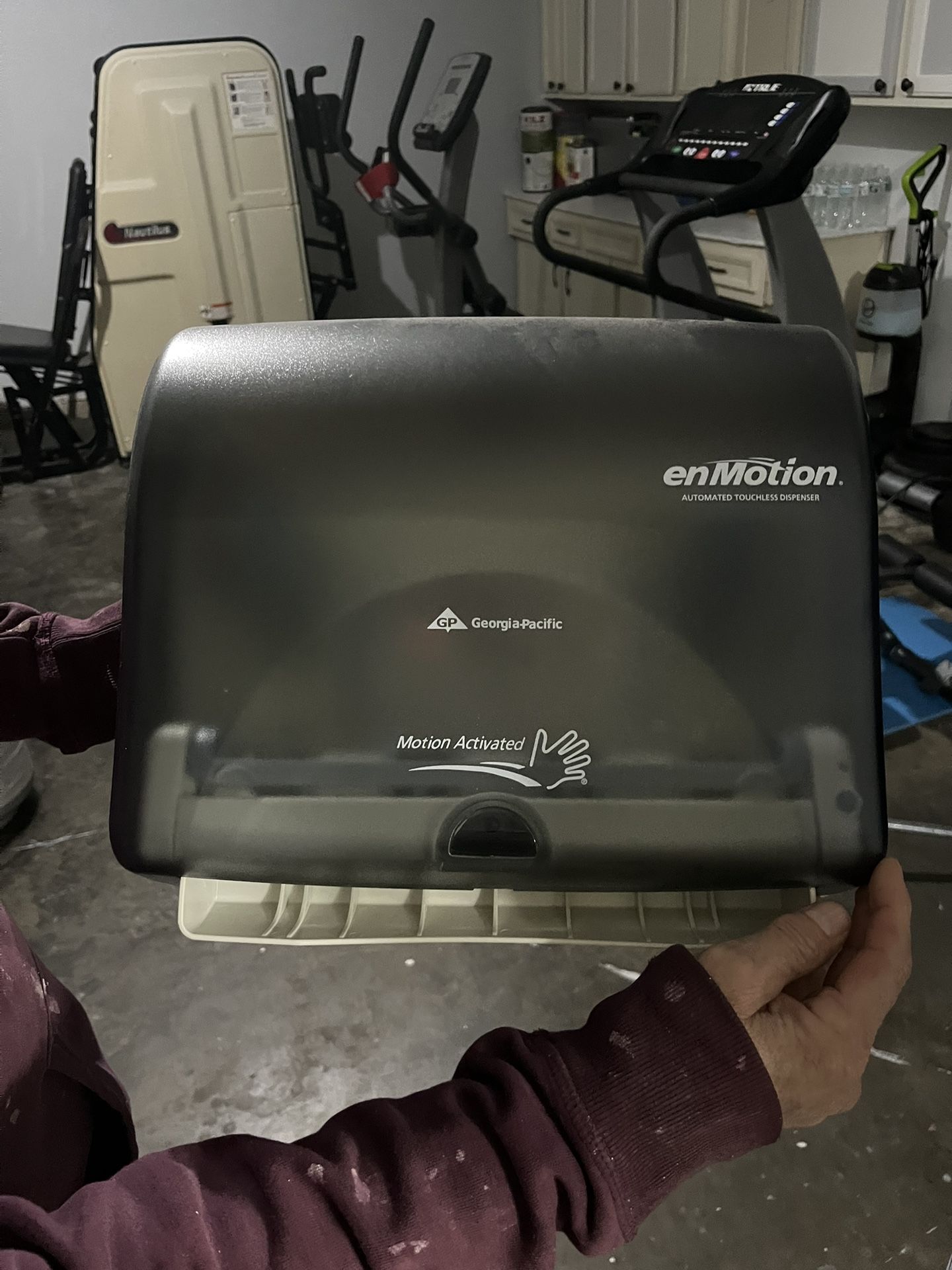 enMotion Paper Towel Dispenser