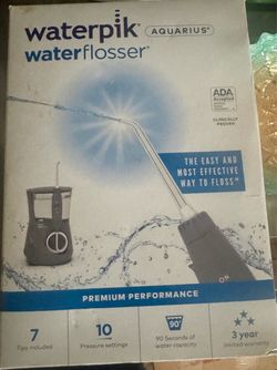 NEW Waterpik Water Flosser - Aquarius