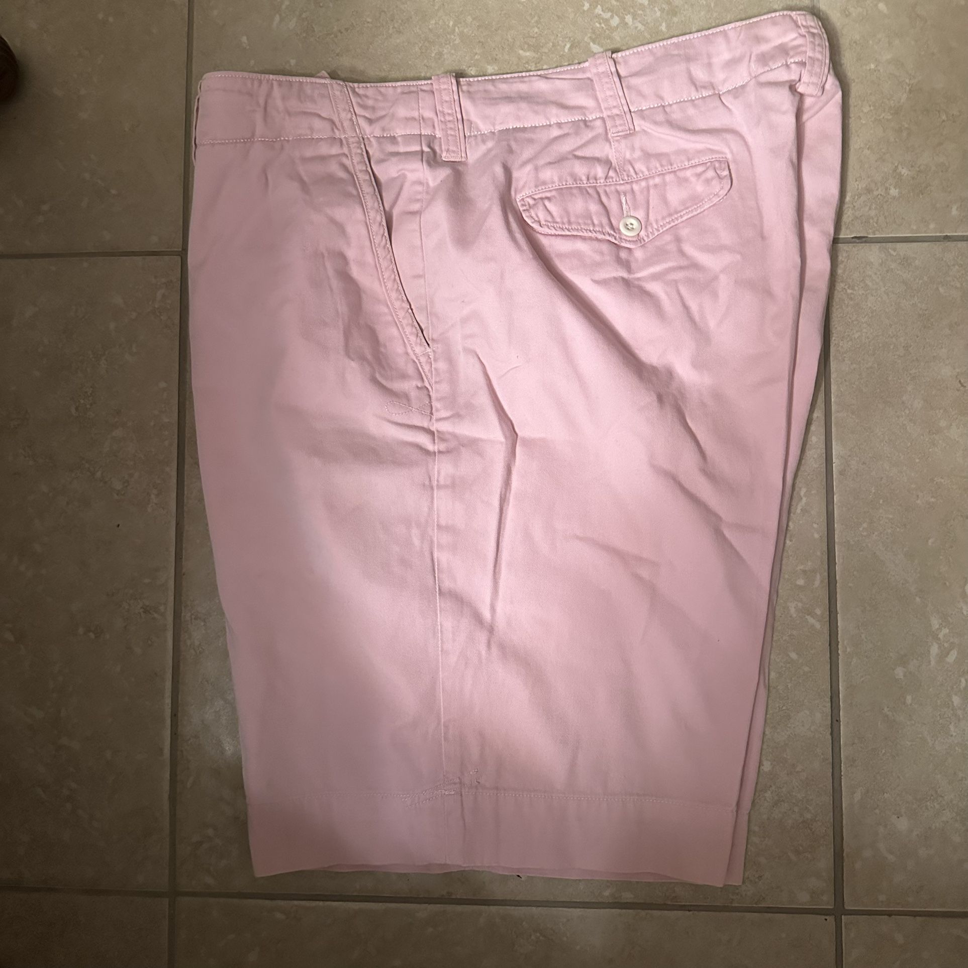 SLIGHTLY USED MEN POLO RALPH LAUREN FLAT FRONT SHORTS SIZE 42 (NO STAINS)