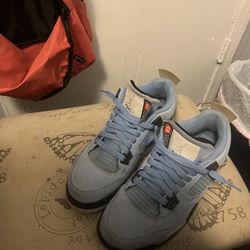 Jordan 4 Retro 