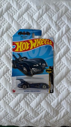 batman & robin batmobile Hot Wheels 2024 2/5 54/250 New
