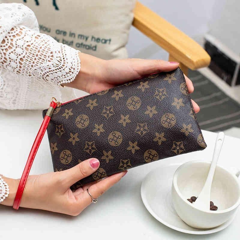 lv flower wallet