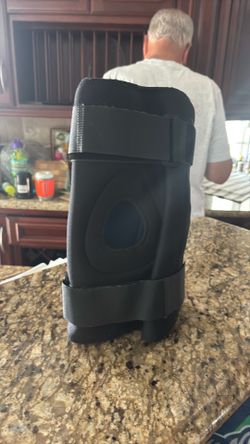 Neoprene Knee Stabilizer