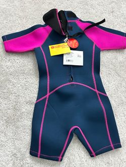 New Mountain Warehouse Kids Wetsuit – Size 3-4 Years ($20 OBO)