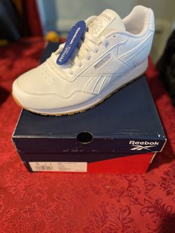 Brand New. Reeboks Size 9 . Men