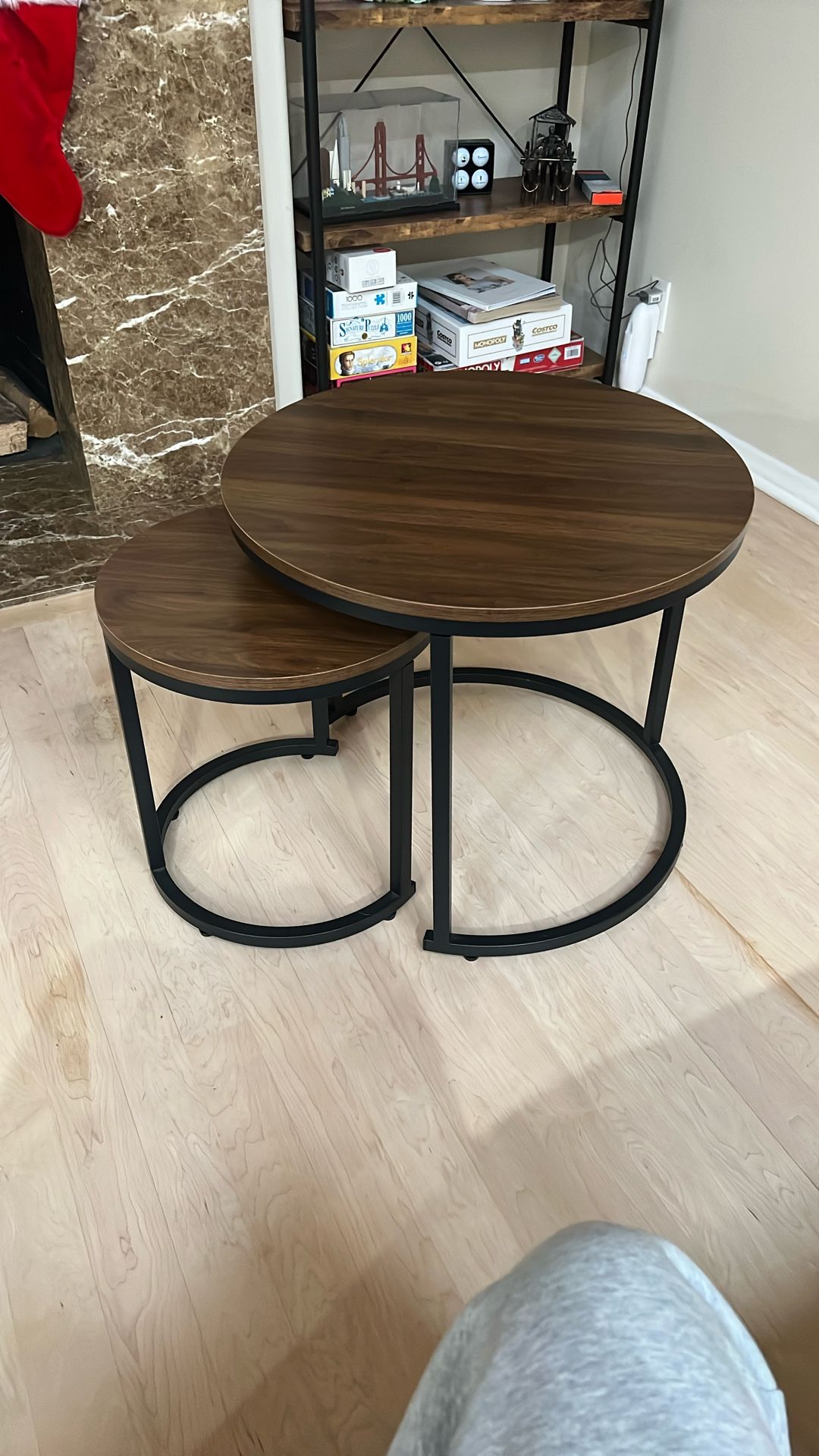 Modern Nesting Coffee Tables – Set of 2
