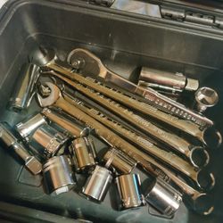 Craftsman Tools, Brand New, Gun Metal Finish, Maglite And Tactical Case Included 