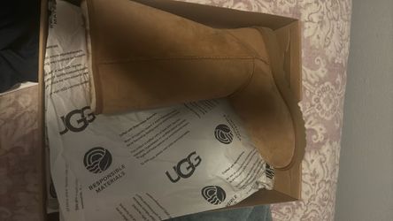 BRAND NEW UGG BOOTS