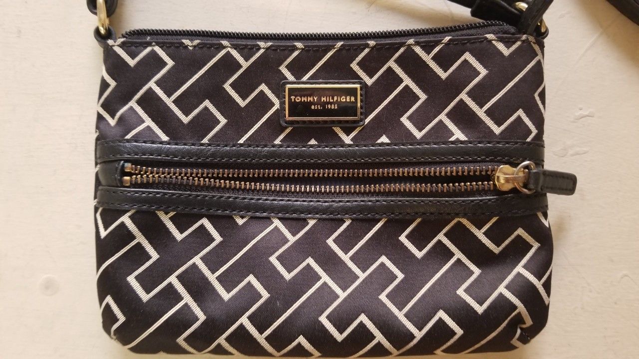 Tommy Hilfiger Purse Crossbody Shoulder Bag