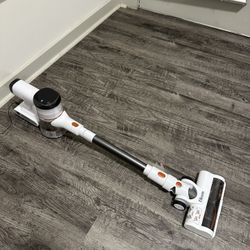 Cordless Vacuum 