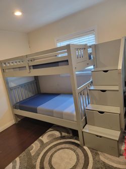 Twin sized Bunk bed