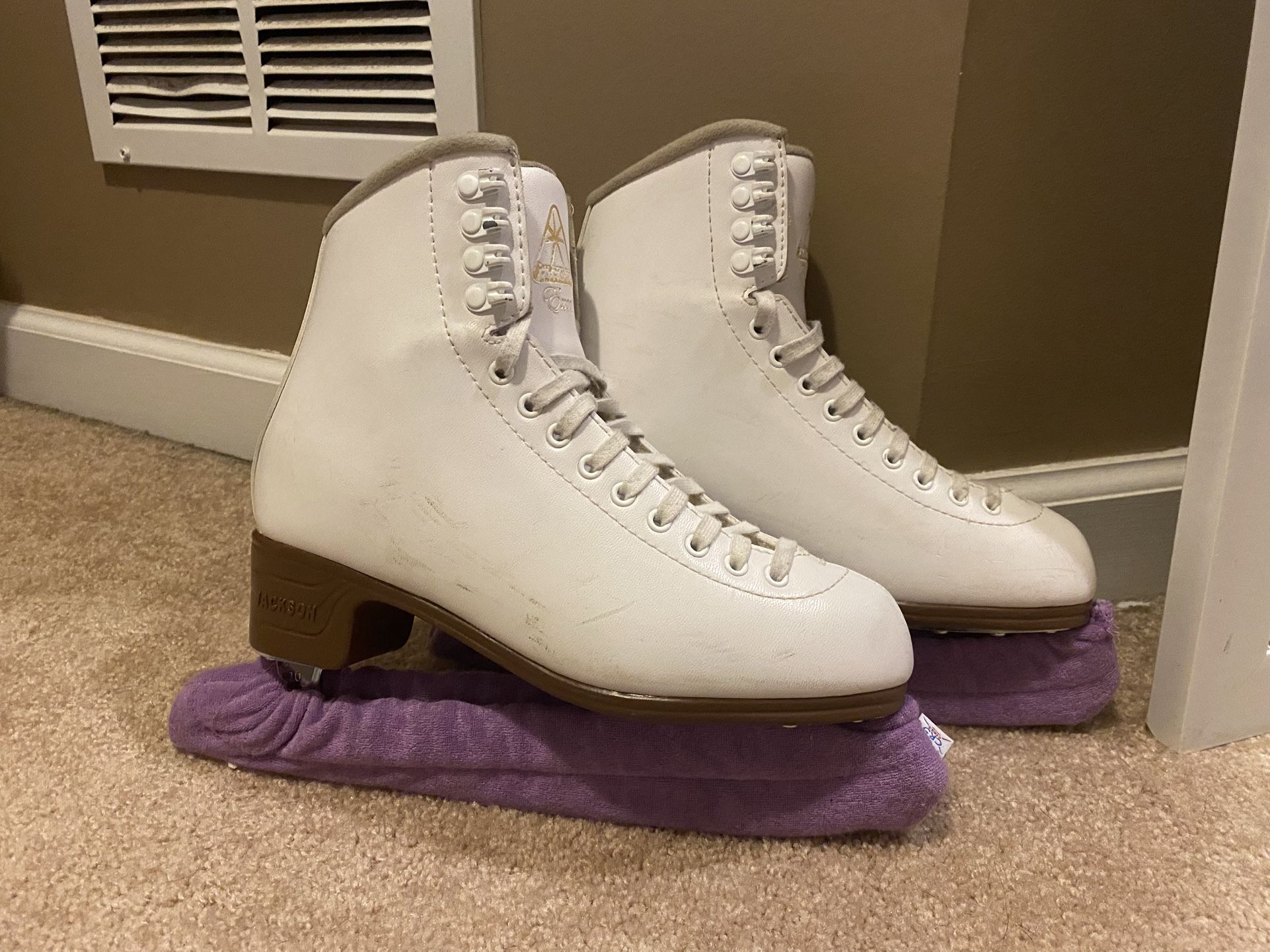 Jackson Excel (Size 7)