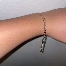 10k Gold Curb Bracelet/Pulsera