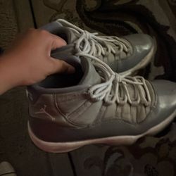 Cool Grey Jordan 11 