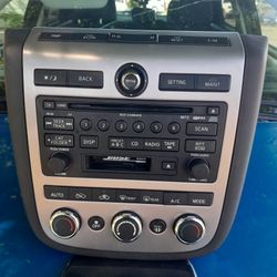 Nissan Murano Panel Y Stereo