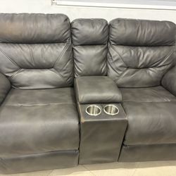 Free Sofa Set 