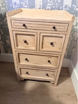 Rustic wooden dresser/nightstand