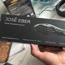 Digital Straightening brush jose Eber