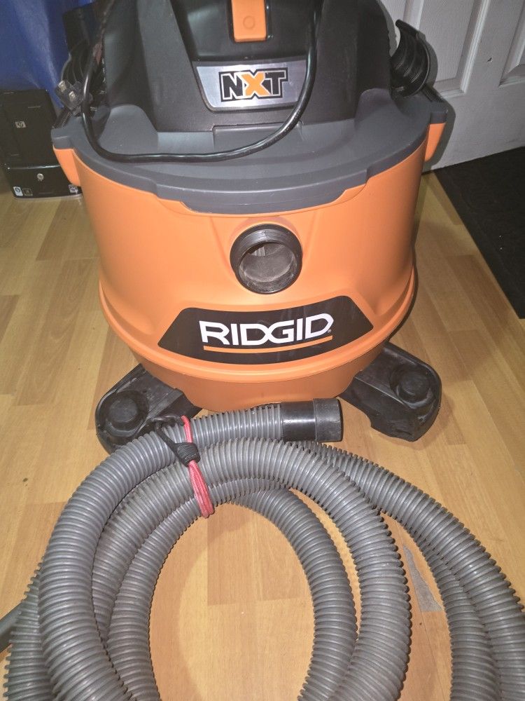 Vacum RIDGID Like New