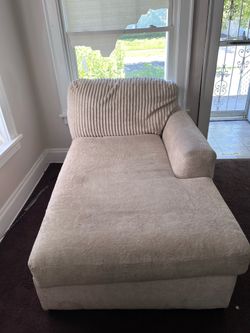 Sectional couch
