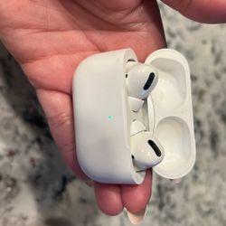 Apple AirPod Pros