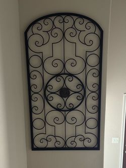 Black Metal Scroll Arch Wall Decor