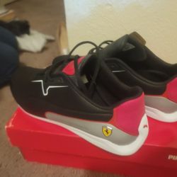 Puma Ferrari Drift Cat 8 Sneaker