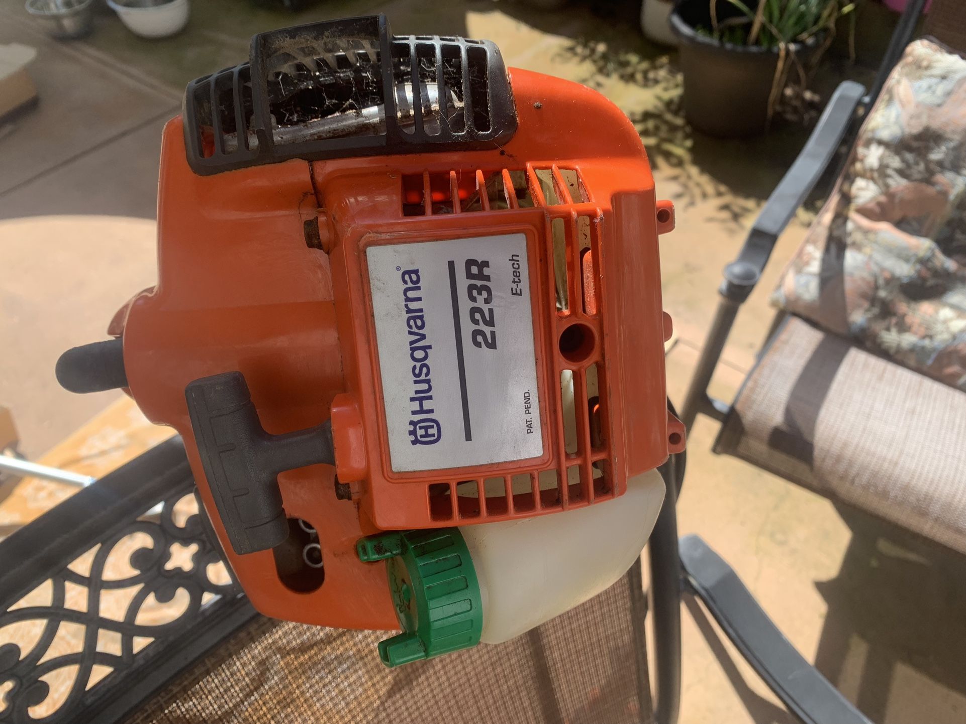 Husqvarna 223R 24.5cc Gas 17 in. Straight Shaft Brushcutter