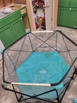 Regalo Hexagonal Baby Play Yard