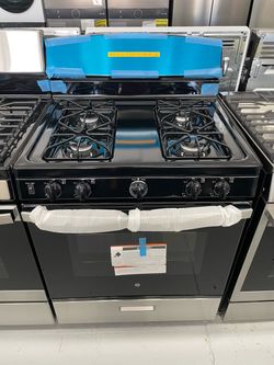 New Ge Range Gas 30”