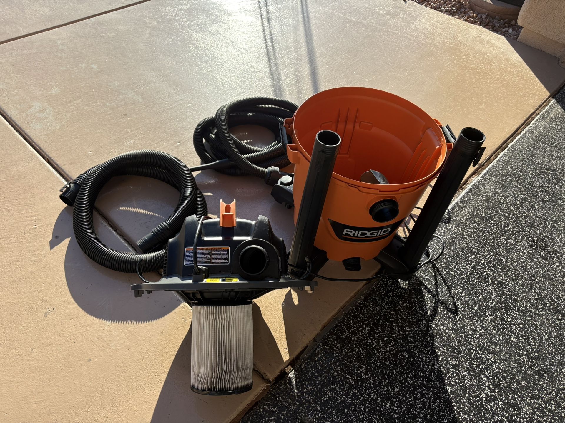 RIDGID 16 Gal. 5.0 Peak HP NXT Shop Vacuum Wet Dry Vac with General Debris Filter, Locking Hose