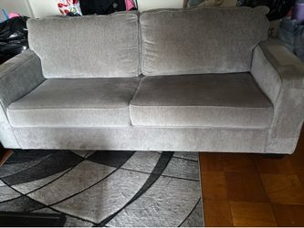 Sofa (gray) Signature Design by Ashley