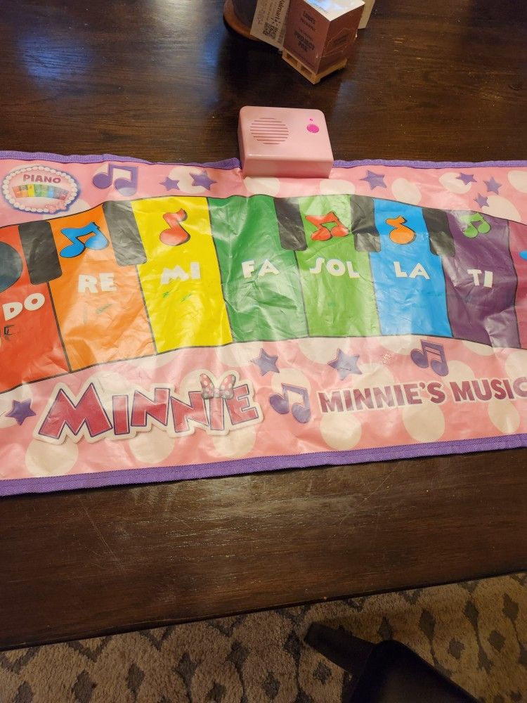 Minnie Musical Mat