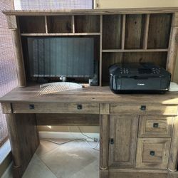 Computer Desk