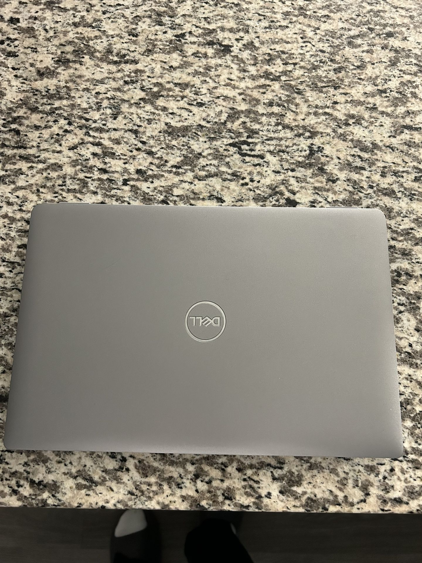 Dell Latitude 5450  w/ Windows 11 Pro