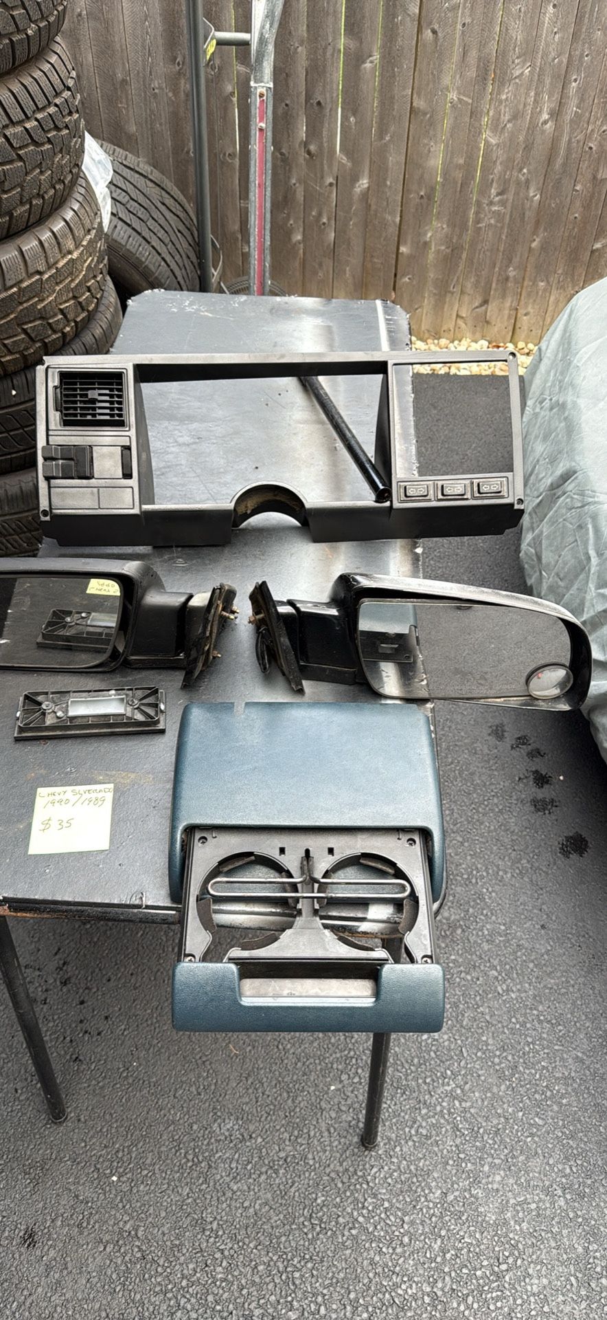 Chevy Silverado And GMC 1989/1990. Mirrors Cup Holder Head Liner Light And Dash Cover 