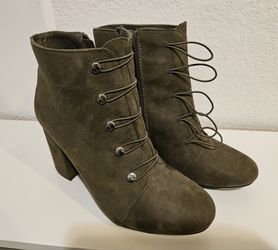 Women's Boots