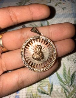 10k Jesus Gold Pendant