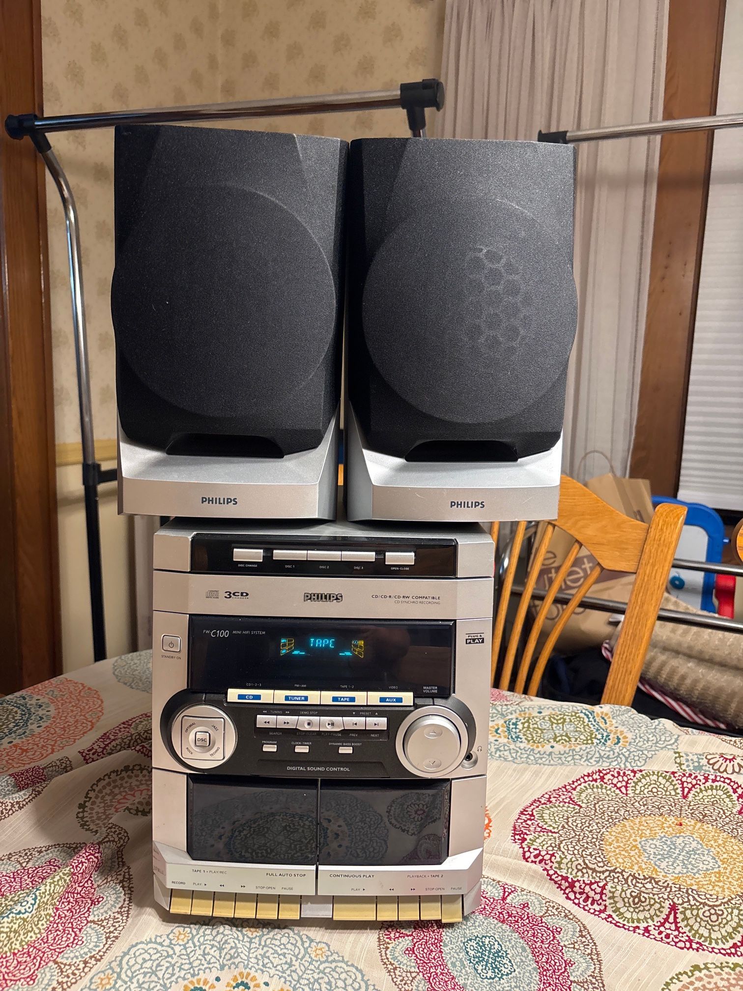 Phillips FW-C 100 mini hi-fi stereo system