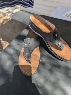 Black sandals