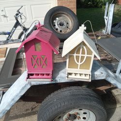 Bird  Feeder  