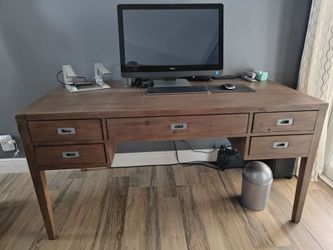 Distressed wood office desk (30x60) and chair