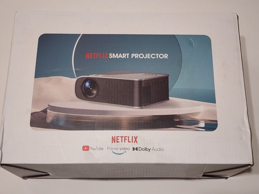 *BRAND NEW* PROJECTOR