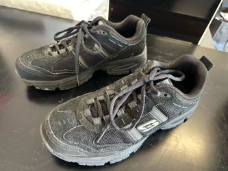 Skechers shoes 8.5