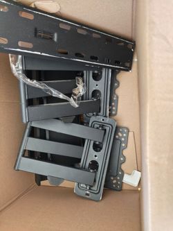 TV mounts & Floating Racks