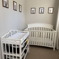 Crib And Changing Table 
