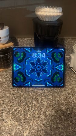 Apple iPad Pro 13-inch (M5, 2025) – 2TB Wi-Fi + Cellular (Space Black)