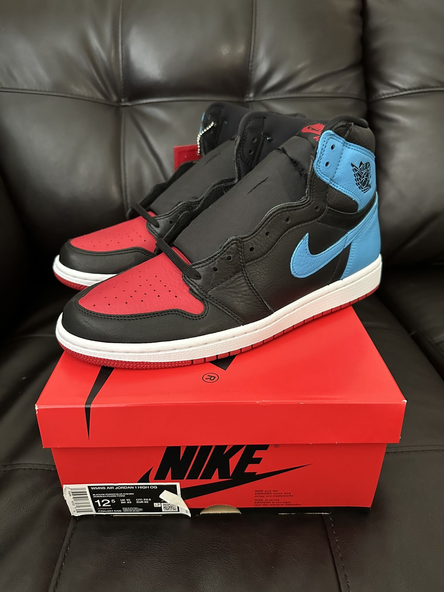 Jordan 1 UNC to CHI display picture 3