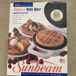 Belgian Waffle Maker Sunbeam NEW!!